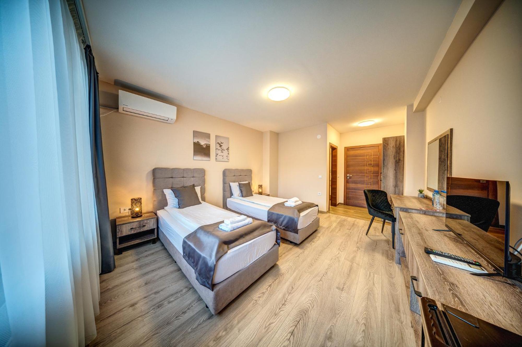 Valemo Apart House ديفين المظهر الخارجي الصورة