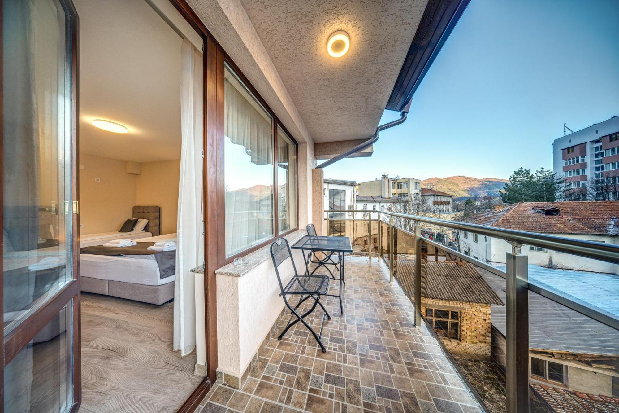 Valemo Apart House ديفين المظهر الخارجي الصورة