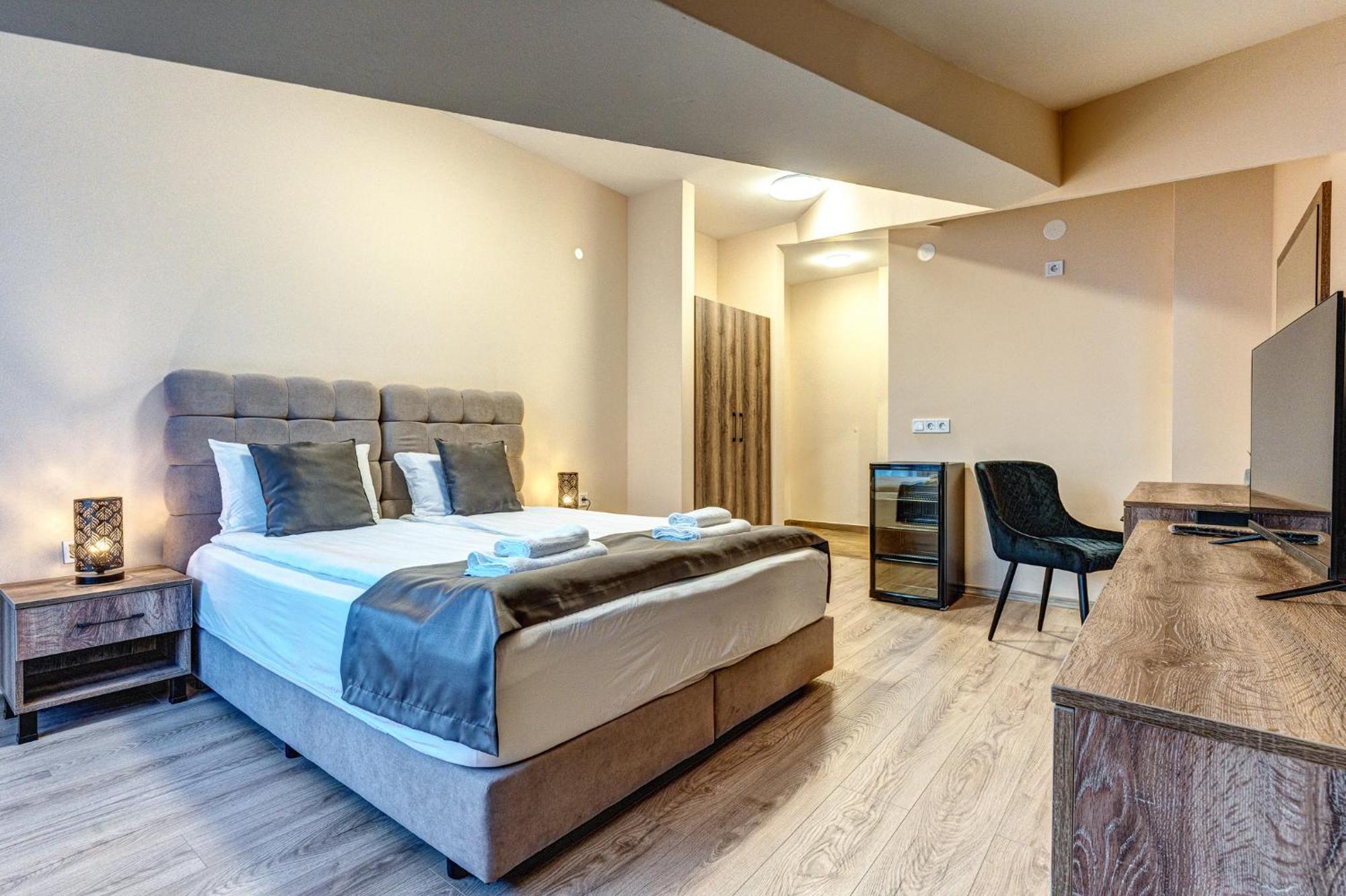 Valemo Apart House ديفين المظهر الخارجي الصورة