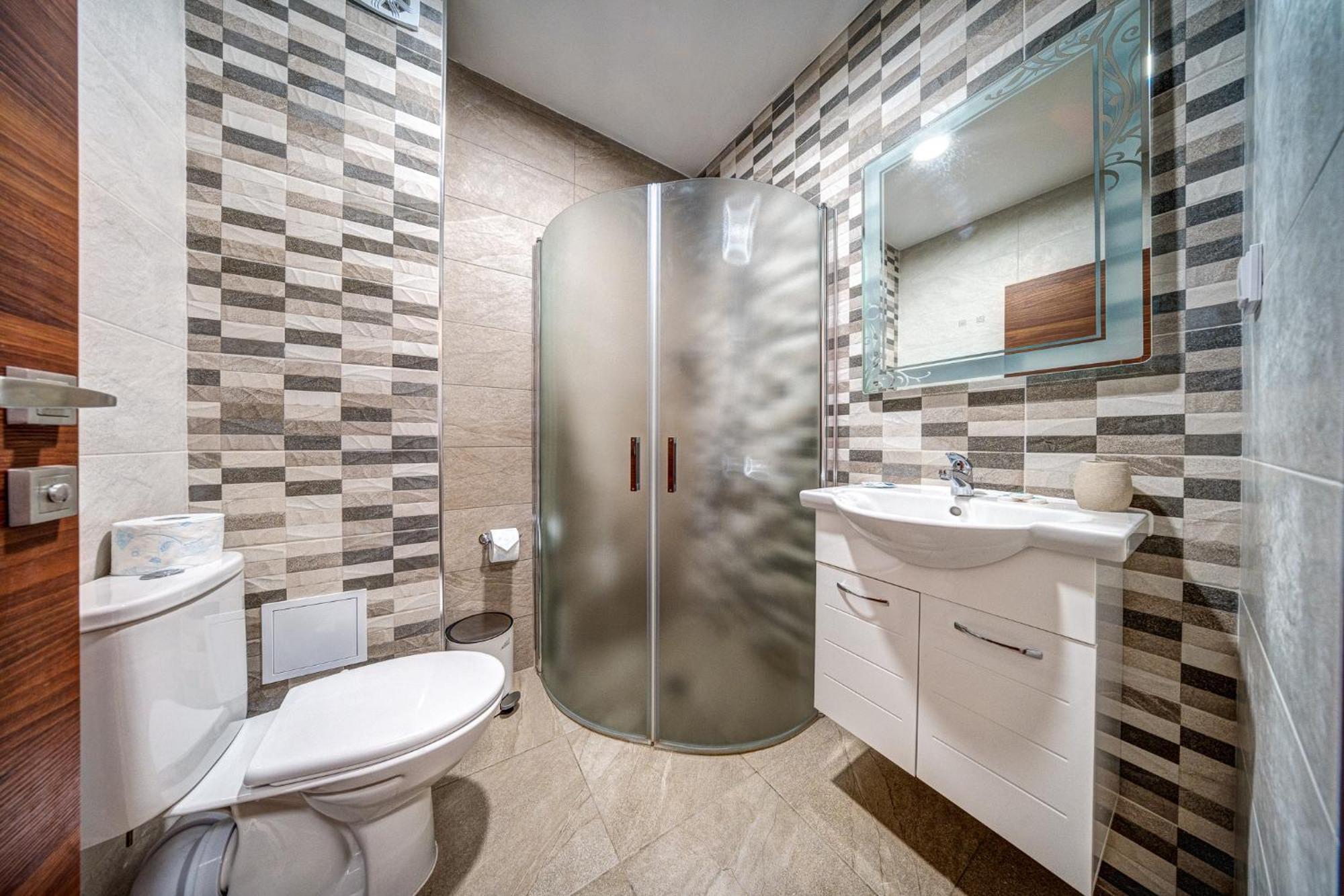Valemo Apart House ديفين المظهر الخارجي الصورة
